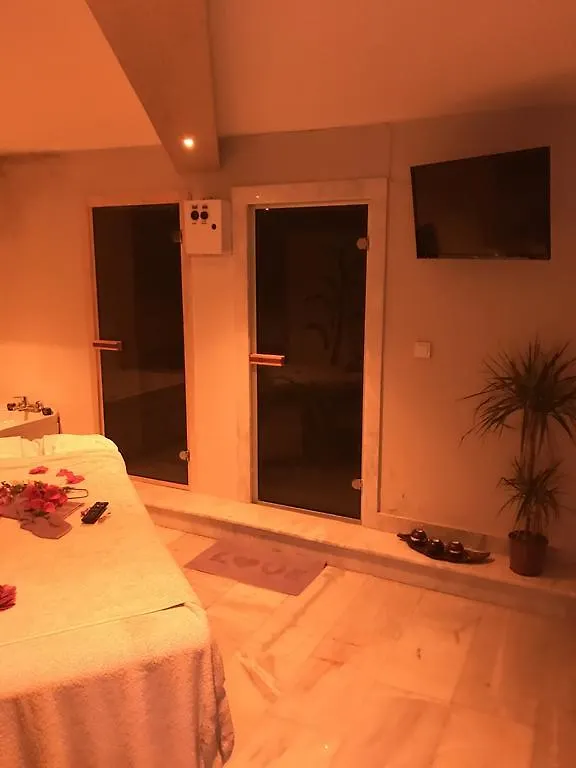 Arinna Park Hotel Antalya 2*,